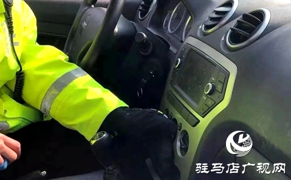 返程路上，如何快速通過疫情查控點？
