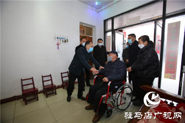紅色代辦 情暖抗疫一線(xiàn)醫(yī)護(hù)人員