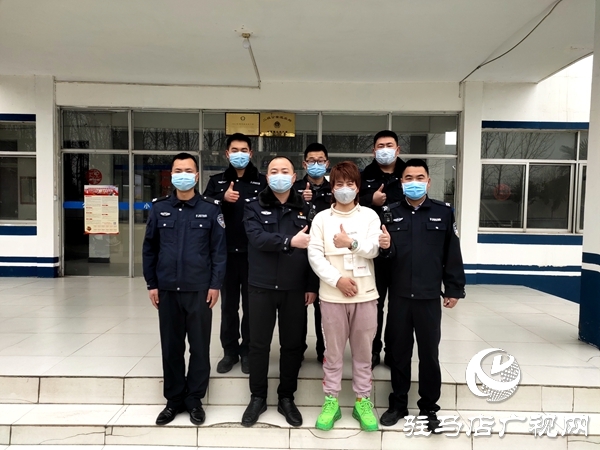 “托尼老師”進警營 為抗疫一線民警免費理發(fā)