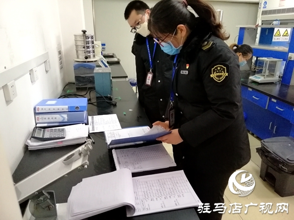 90后執(zhí)法隊(duì)：因?yàn)槟贻p，所以擔(dān)當(dāng)；因?yàn)樨?zé)任，所以奉獻(xiàn)