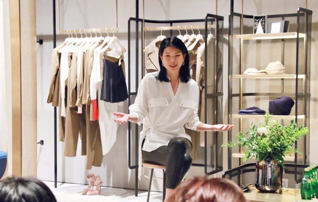 20年前人人都說(shuō)她丑，現(xiàn)在卻成了代表中國(guó)的高級(jí)臉 