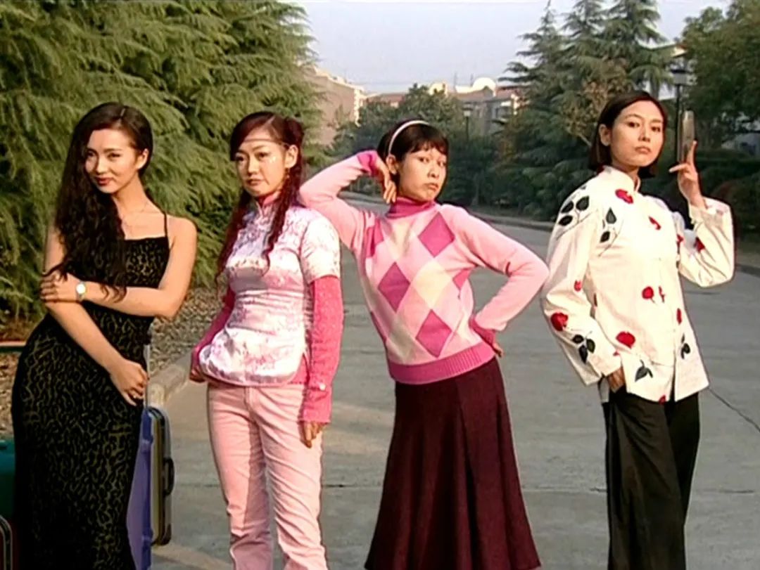  17年了，粉紅女郎依然是中國(guó)女性的底色