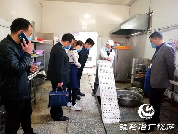 護(hù)航“開學(xué)第一餐” 市場監(jiān)管部門給校長出考題