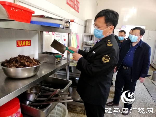 護(hù)航“開學(xué)第一餐” 市場監(jiān)管部門給校長出考題