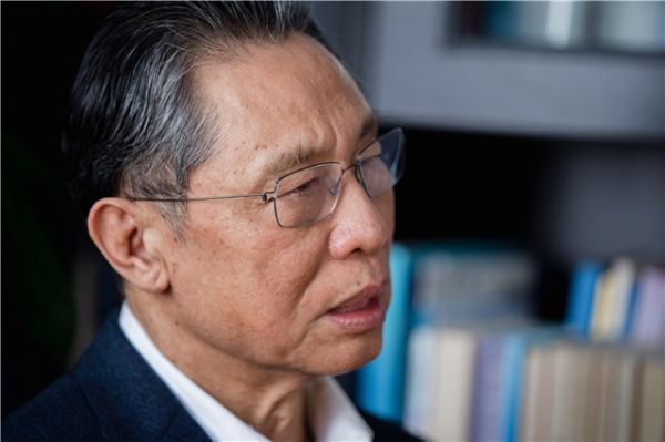 鐘南山關(guān)于疫情的12個(gè)最新判斷，信息量很大！