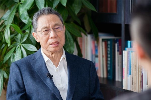 鐘南山關(guān)于疫情的12個(gè)最新判斷，信息量很大！