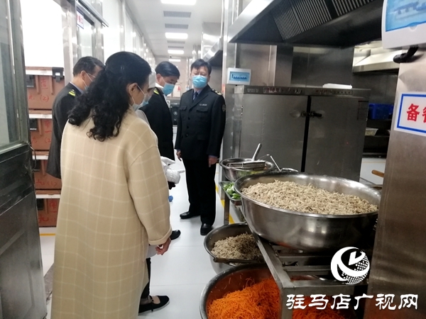 護(hù)航“開學(xué)第一餐” 市場監(jiān)管部門給校長出考題