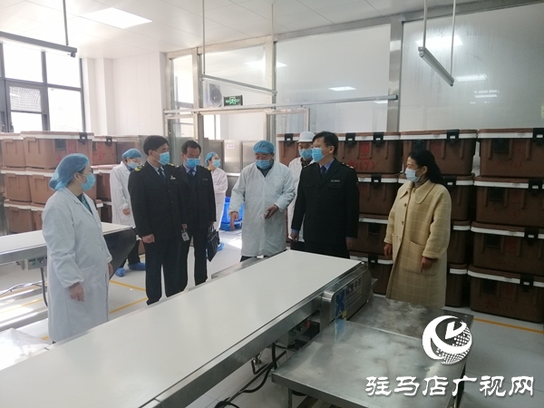 護(hù)航“開學(xué)第一餐” 市場監(jiān)管部門給校長出考題