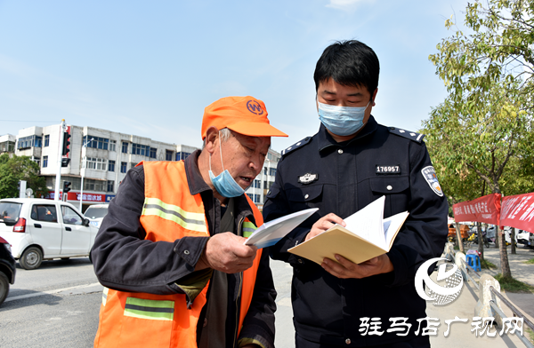 平輿縣公安局開展知識產(chǎn)權(quán)宣傳周活動