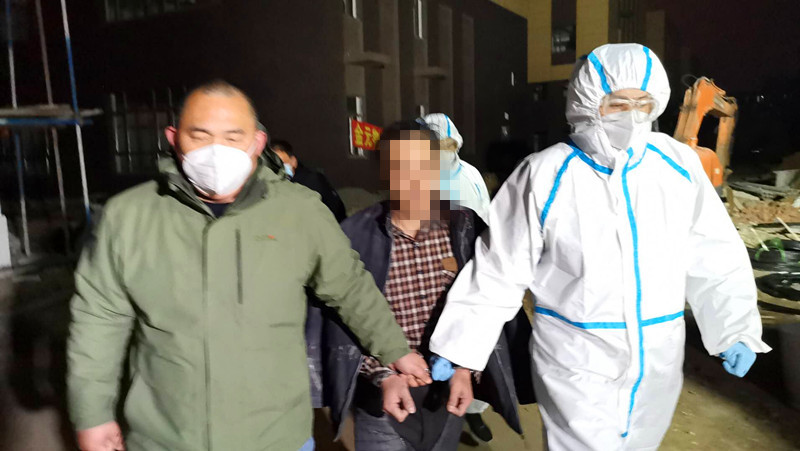 深夜行兇并捆綁死者妻子，潛逃28年的他終于落網(wǎng)了！