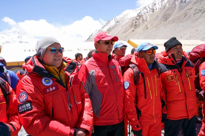 紀(jì)念中國人首登珠峰60周年！2020珠峰測量登山隊(duì)出征