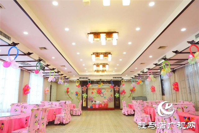 京都餐飲舉辦“抽獎(jiǎng)送萬(wàn)元宴席包桌菜肴消費(fèi)金”回饋天中廣大新老客戶(hù)