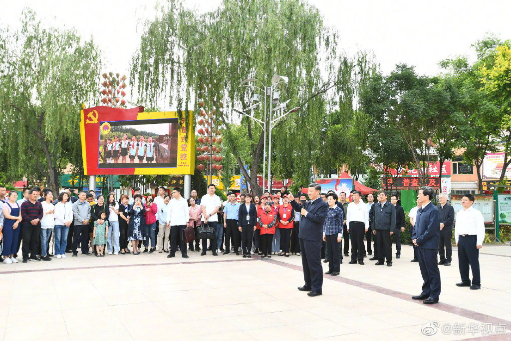 習(xí)近平：脫貧、全面小康、現(xiàn)代化，一個民族也不能少
