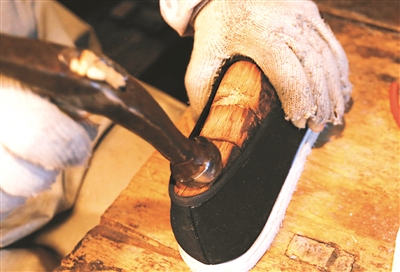 唐昌布鞋:80年堅守與傳承