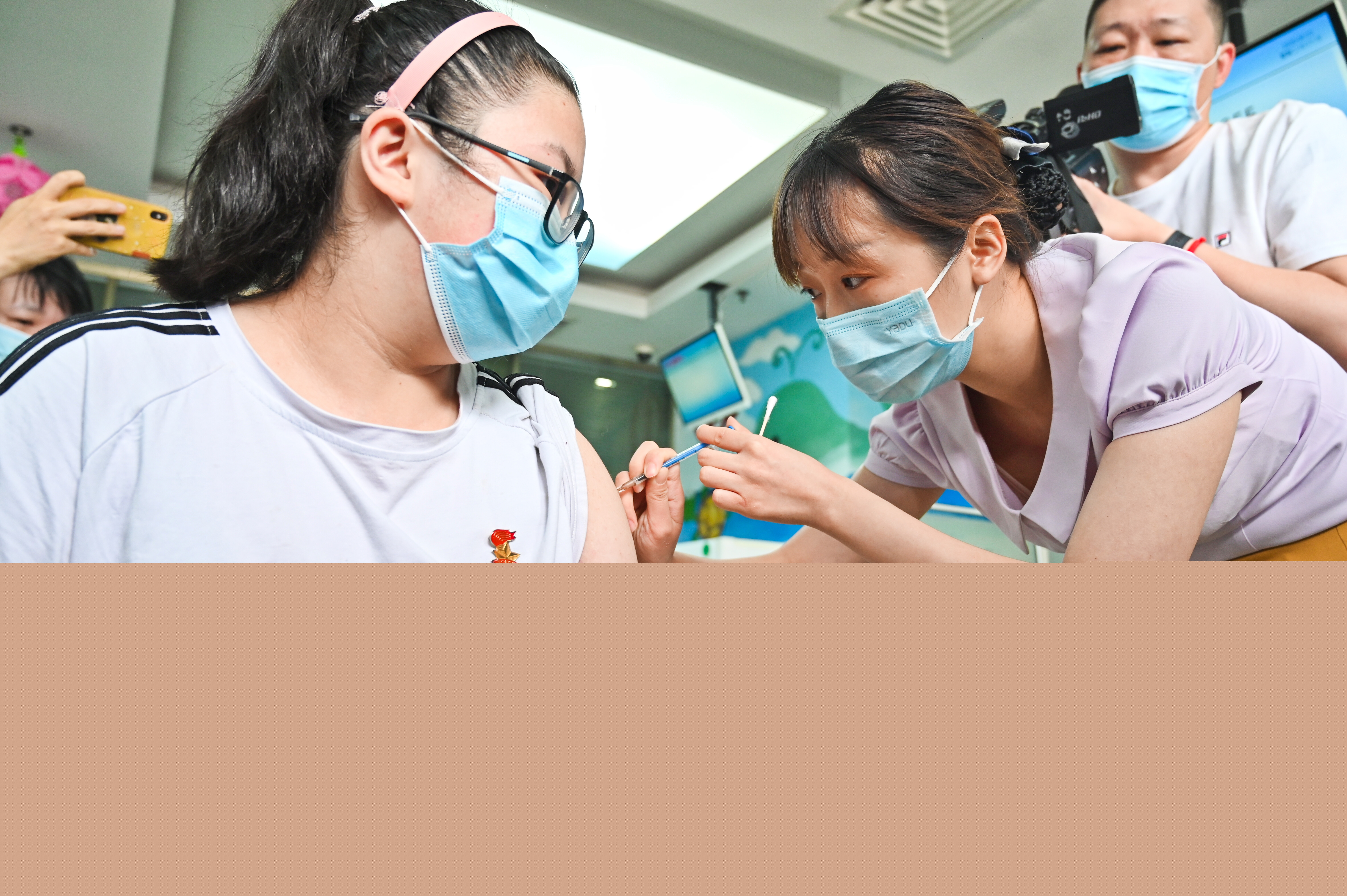 河南首針國產(chǎn)宮頸癌疫苗開打，351元一針！即日起接種門診可預(yù)約