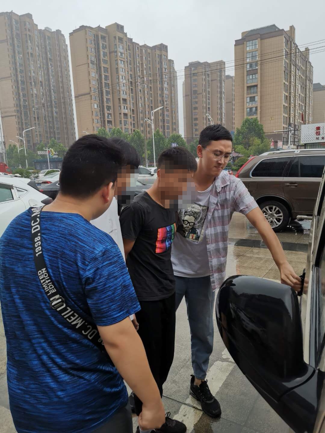 調(diào)取7萬張監(jiān)控照片，對比5000輛面包車，駐馬店這個派出所把盜賊緝拿歸案！