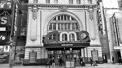 線上？線下？片方院線相愛相殺