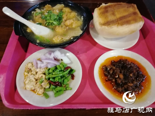 吳嬸饃菜湯，吃出家的味道