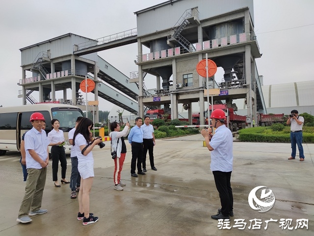 “全面小康·一個都不能少”網(wǎng)絡(luò)主題宣傳活動走進駐馬店