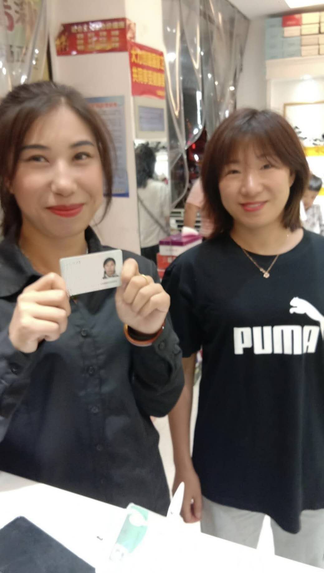 愛心接力：駐馬店市民撿到錢包，駐馬店民警助力歸還失主……