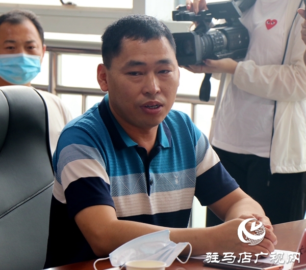 駐馬店市委網信辦召開網站平臺和“自媒體”座談會 唱響網上正能量