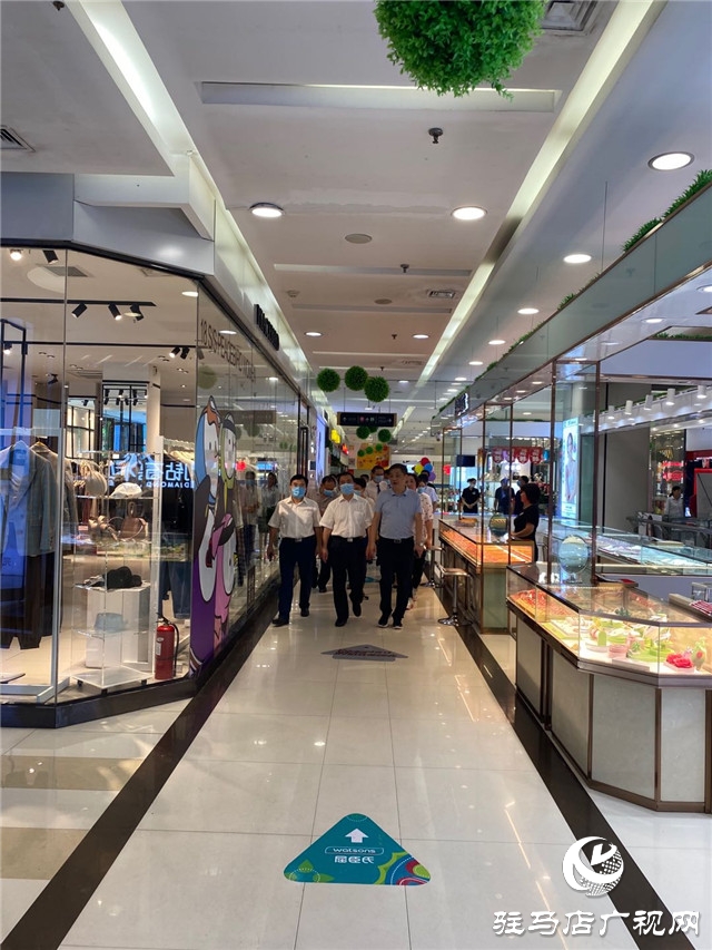 戚存杰一行實地調(diào)研中心城區(qū)影院復(fù)工復(fù)業(yè)情況