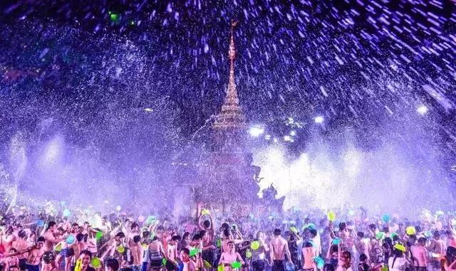 重要通知！光火電音節(jié)駐馬店站將于8月16日結(jié)束，快來狂歡吧