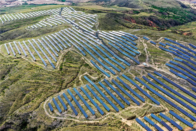 黃土地上向陽花開——來自山西深度貧困地區(qū)的脫貧故事