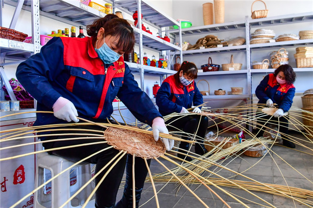 黃土地上向陽花開——來自山西深度貧困地區(qū)的脫貧故事