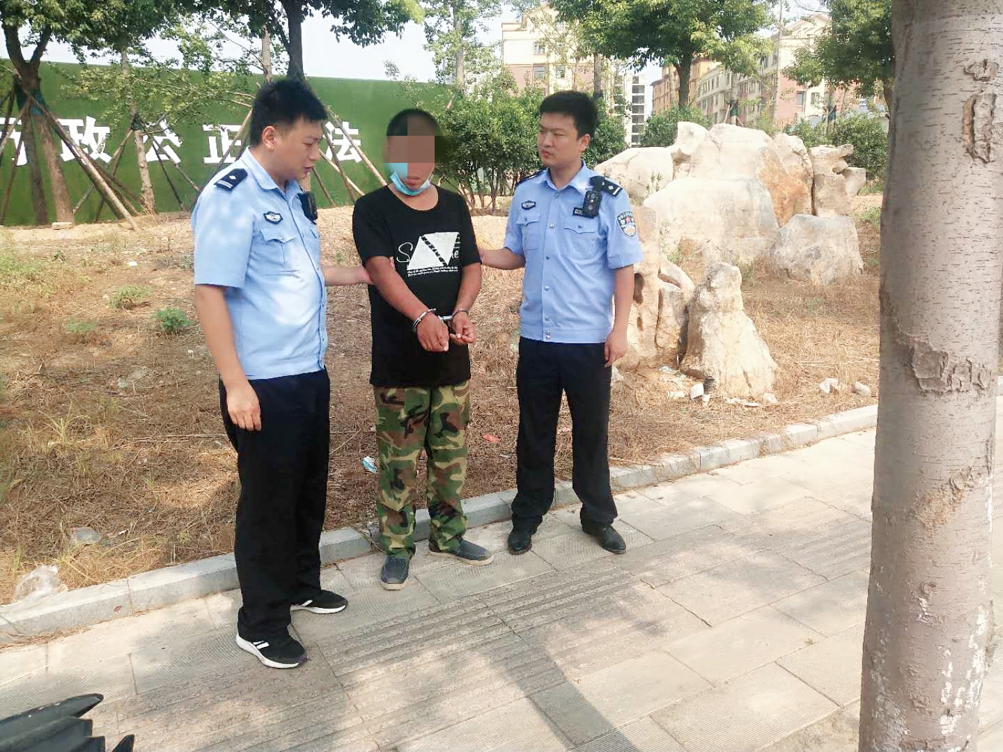 西平縣民警：走訪中認(rèn)出盜竊嫌疑人 帶破系列電動(dòng)車(chē)盜竊案