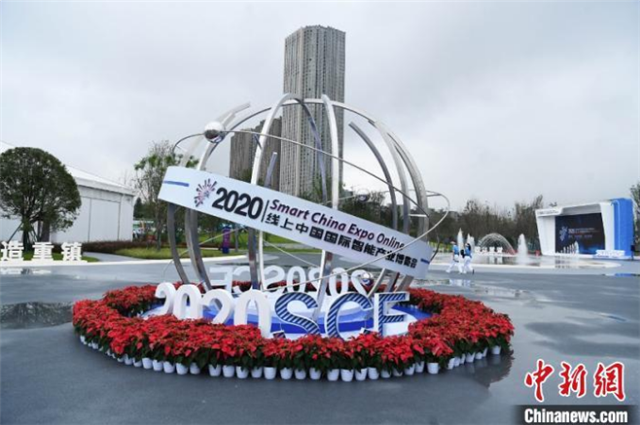 中國(guó)已建成5G基站超50萬(wàn) 5G融合應(yīng)用加速推進(jìn)