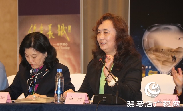 第三屆中國(guó)農(nóng)民電影節(jié)影視文化產(chǎn)業(yè)論壇暨鄉(xiāng)村題材影視劇本研討會(huì)舉行