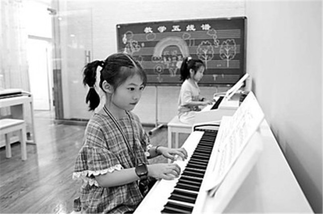 校外補(bǔ)習(xí)，怎么變成了“拿錢買分”