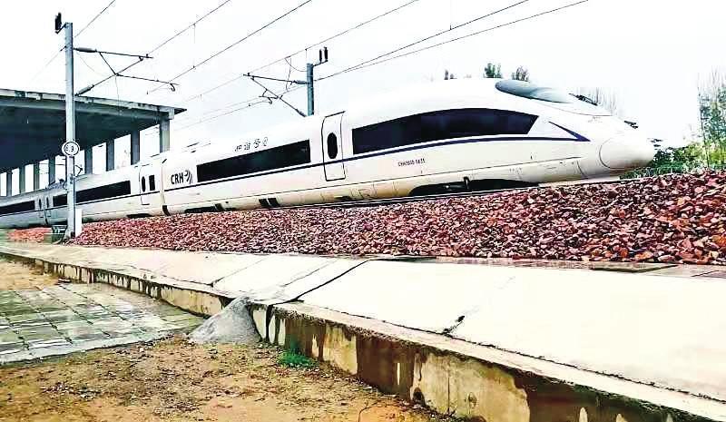 距開通又近一步！機(jī)南城際鐵路全線試運(yùn)行