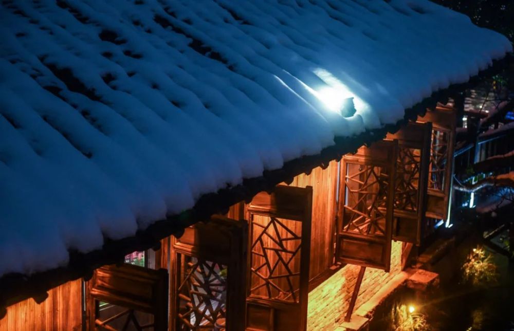 今日冬至，風(fēng)雪連晝夜，最珍是家常
