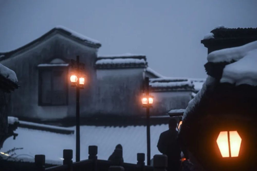 今日冬至，風(fēng)雪連晝夜，最珍是家常