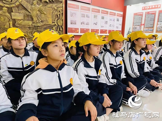 駐馬店市第十二中學開展“傳承紅色基因、做時代好少年”實踐活動