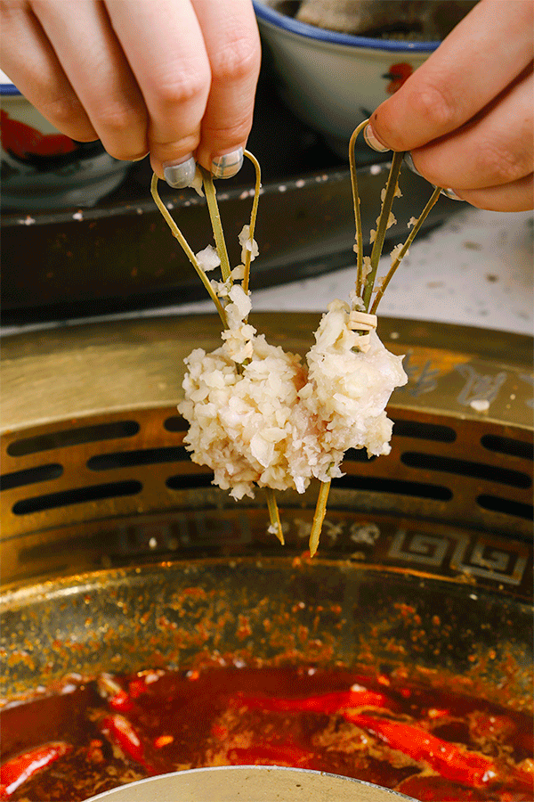 元旦盛大試營(yíng)業(yè)！鄭凱的火鳳祥鮮貨火鍋來駐馬店啦！邀您來嘗鮮！