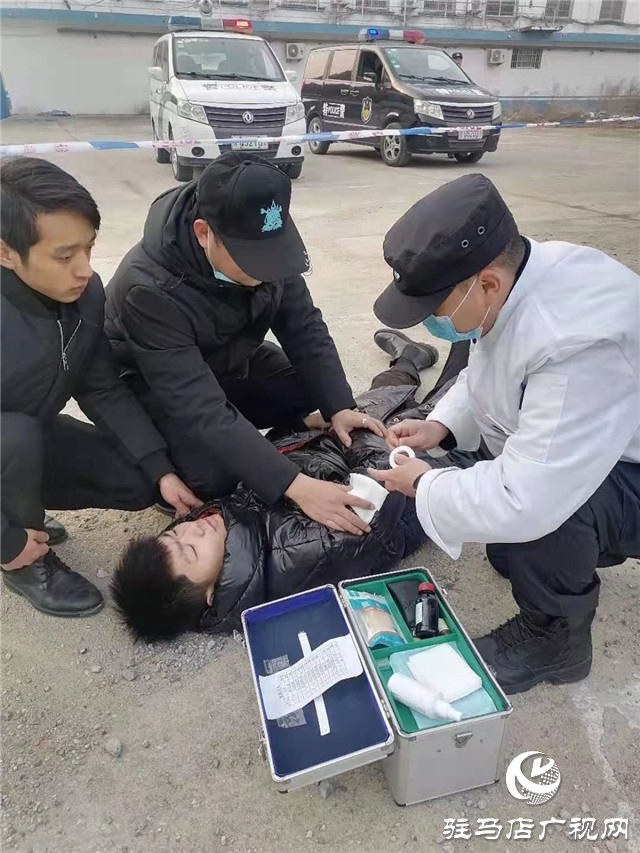 練為戰(zhàn)！平輿縣公安局特巡警大隊(duì)開展反恐防暴實(shí)戰(zhàn)演練