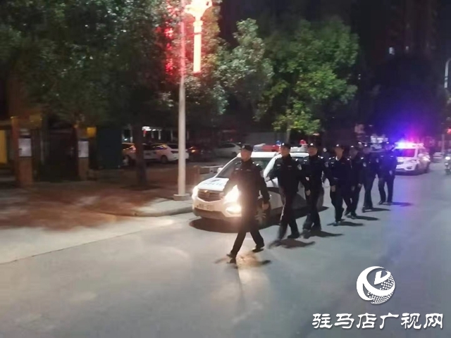 遂平縣公安局巡特警大隊(duì)開(kāi)展“平安守護(hù)”專(zhuān)項(xiàng)行動(dòng)