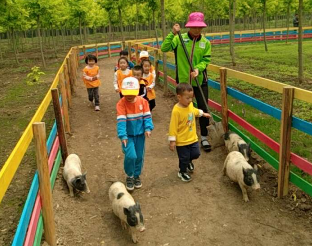 婦女節(jié)，現(xiàn)在被稱為女王節(jié)、女神節(jié)