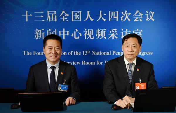 最新！河南代表團(tuán)共提交議案44件 建議613件