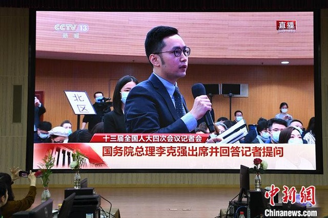 門診費用異地報銷何時解決？中新社記者替你問了總理