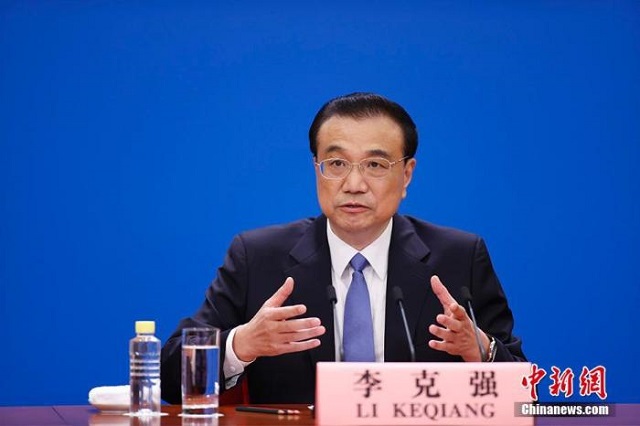 門診費用異地報銷何時解決？中新社記者替你問了總理