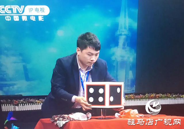 魔術師李孟孟：捐資助學系桑梓 熱心公益報家鄉(xiāng)