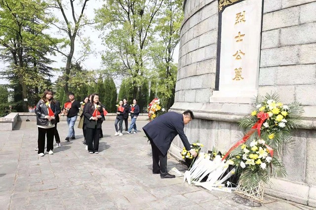 盛世已來(lái)，大美天中  ——回望豫皖六地市網(wǎng)紅記者主持人天中紅色之旅