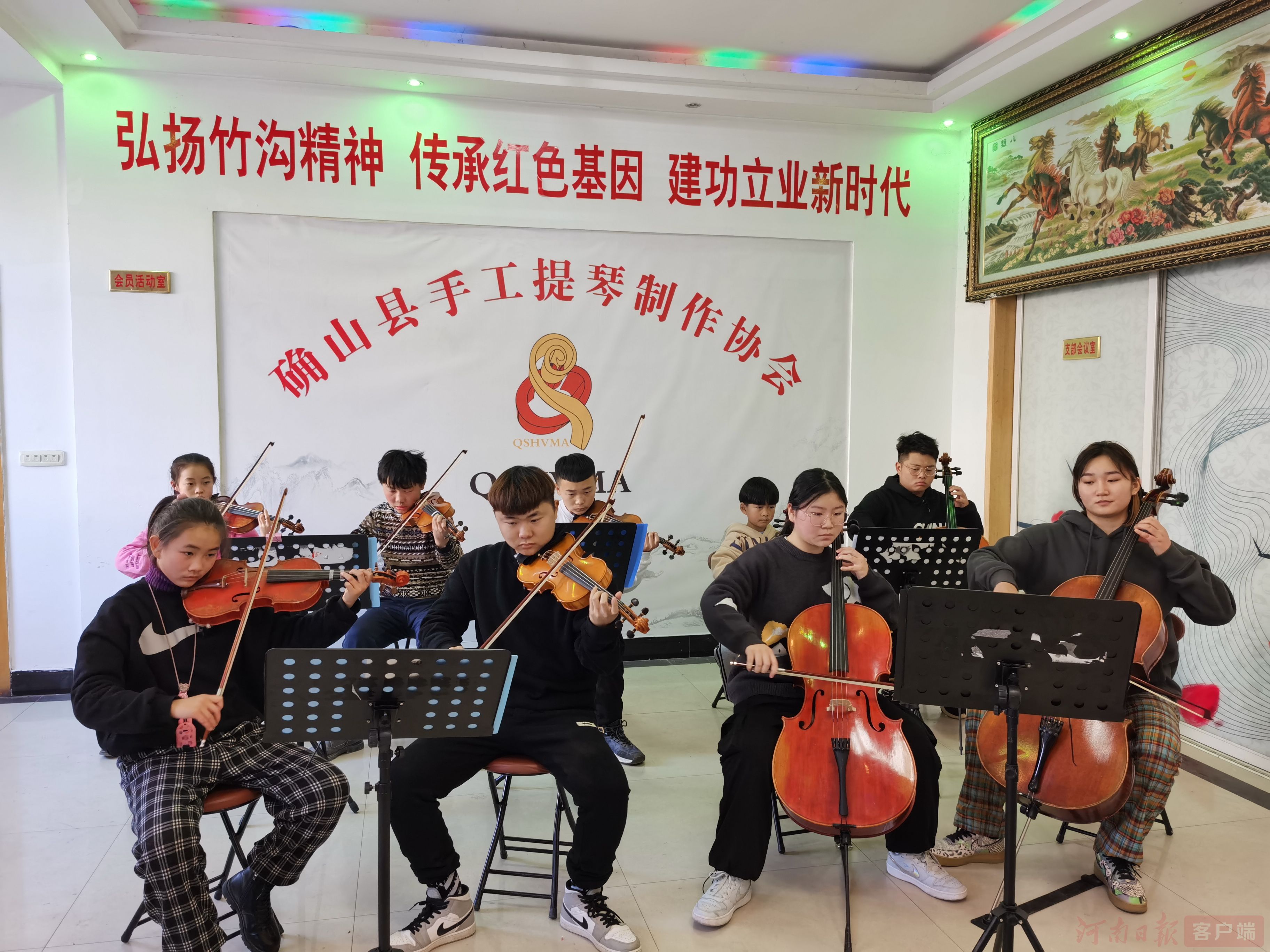 沿著高速看河南 | 春日駛向“小延安”