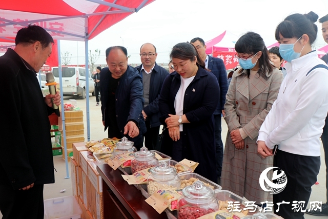 來村網(wǎng)攜手汝南縣優(yōu)質(zhì)農(nóng)產(chǎn)品企業(yè)舉辦&ldquo;雙品網(wǎng)購節(jié)&rdquo;