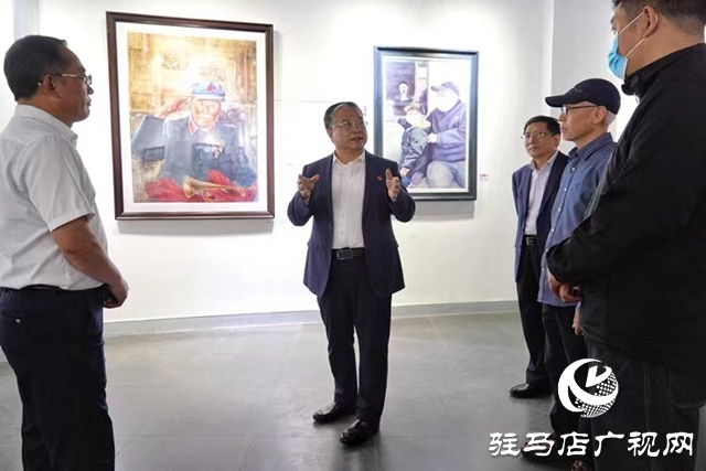 黃淮學院慶祝中國共產(chǎn)黨成立100周年書畫攝影作品展隆重舉行