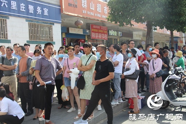 駐馬店6萬多名學(xué)子今天步入考場參加人生第一大考